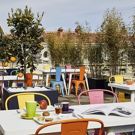Hotel Ibis Styles Rooftop&spa 3*