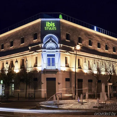 Hotel Ibis Styles Rooftop&spa 3*
